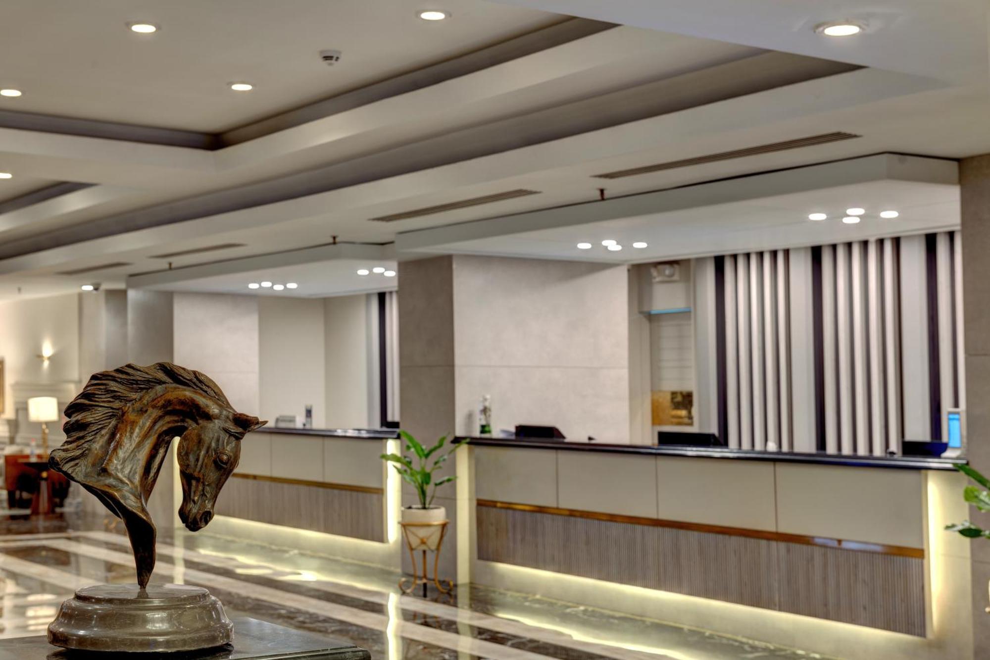 Karachi Marriott Hotel Exterior foto